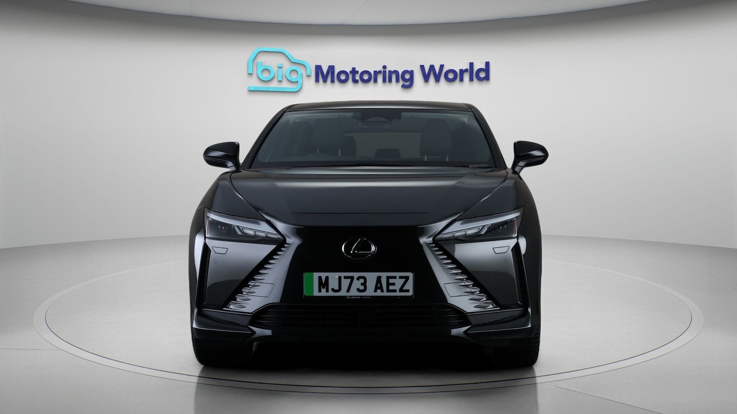 Used Lexus RZ 2024 for sale - 77744745: Photo 2