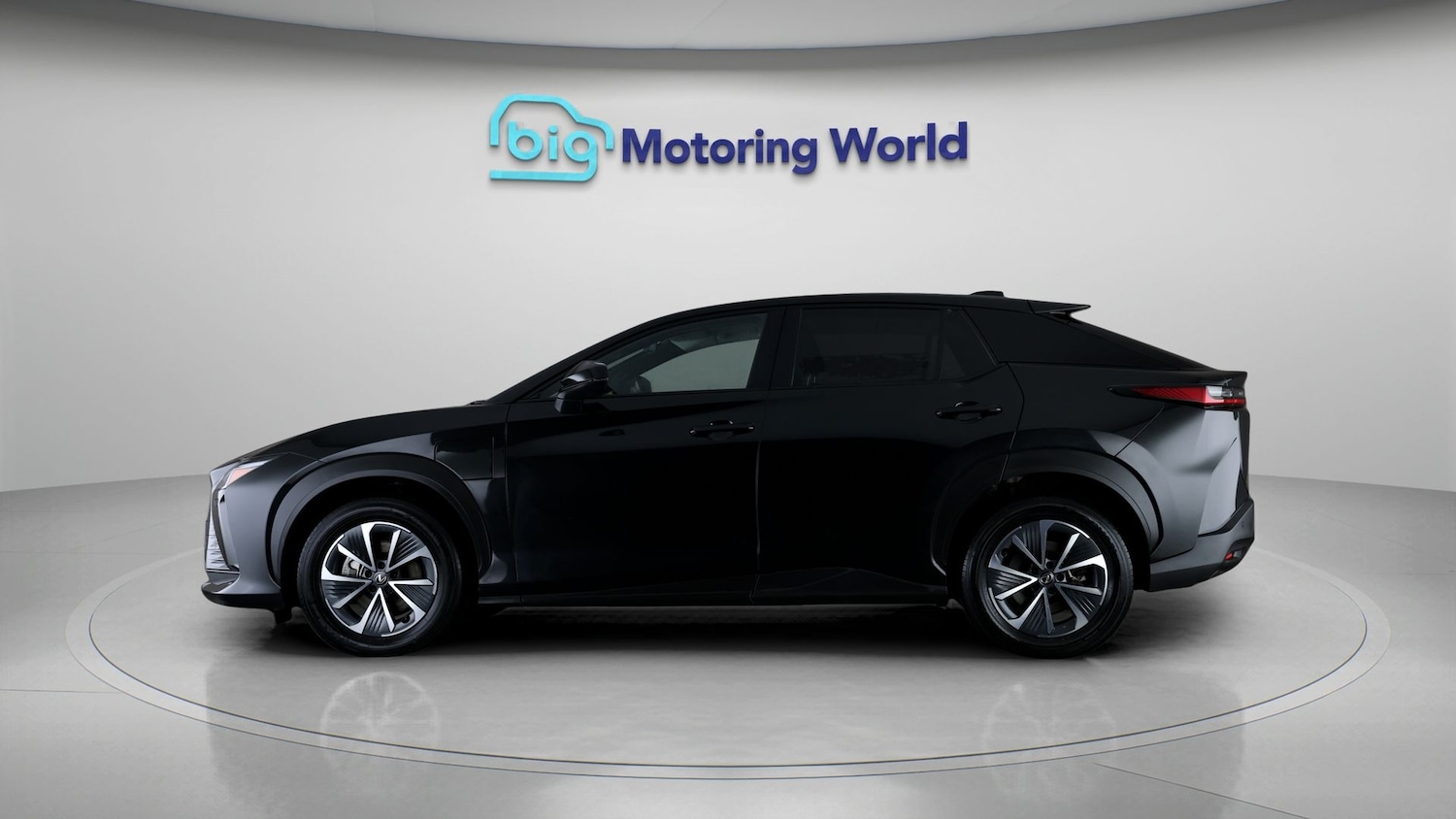 Used Lexus RZ 2024 for sale - 77744745: Photo 4