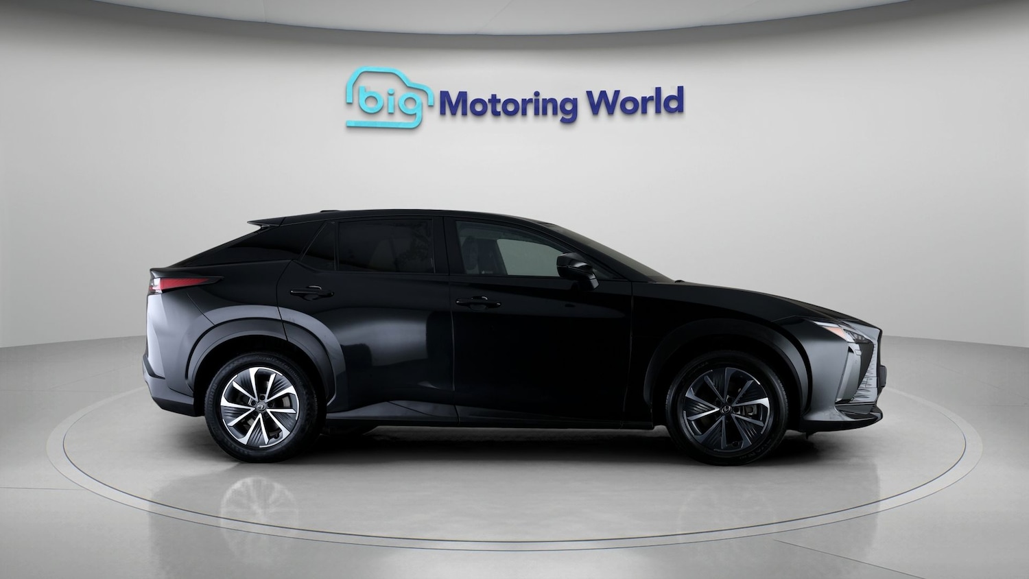 Used Lexus RZ 2024 for sale - 77744745: Photo 8