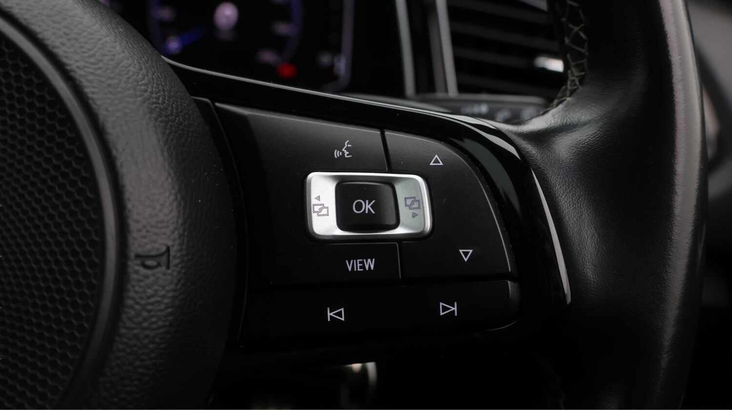 Used Volkswagen T-Roc 2019 for sale - 77700967: Photo 23