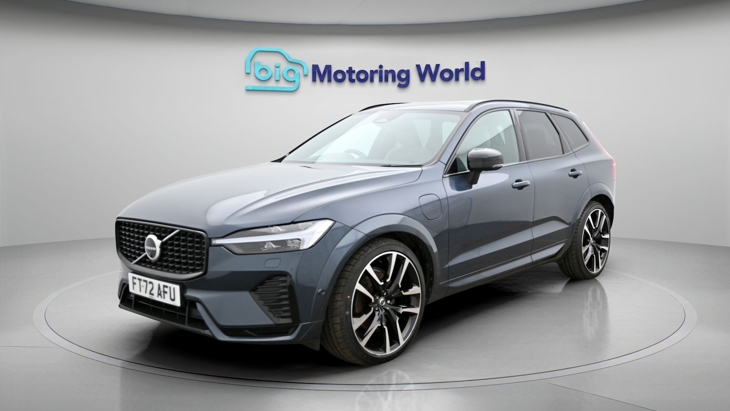 Used Volvo XC60 2023 for sale - 77947228: Photo 3