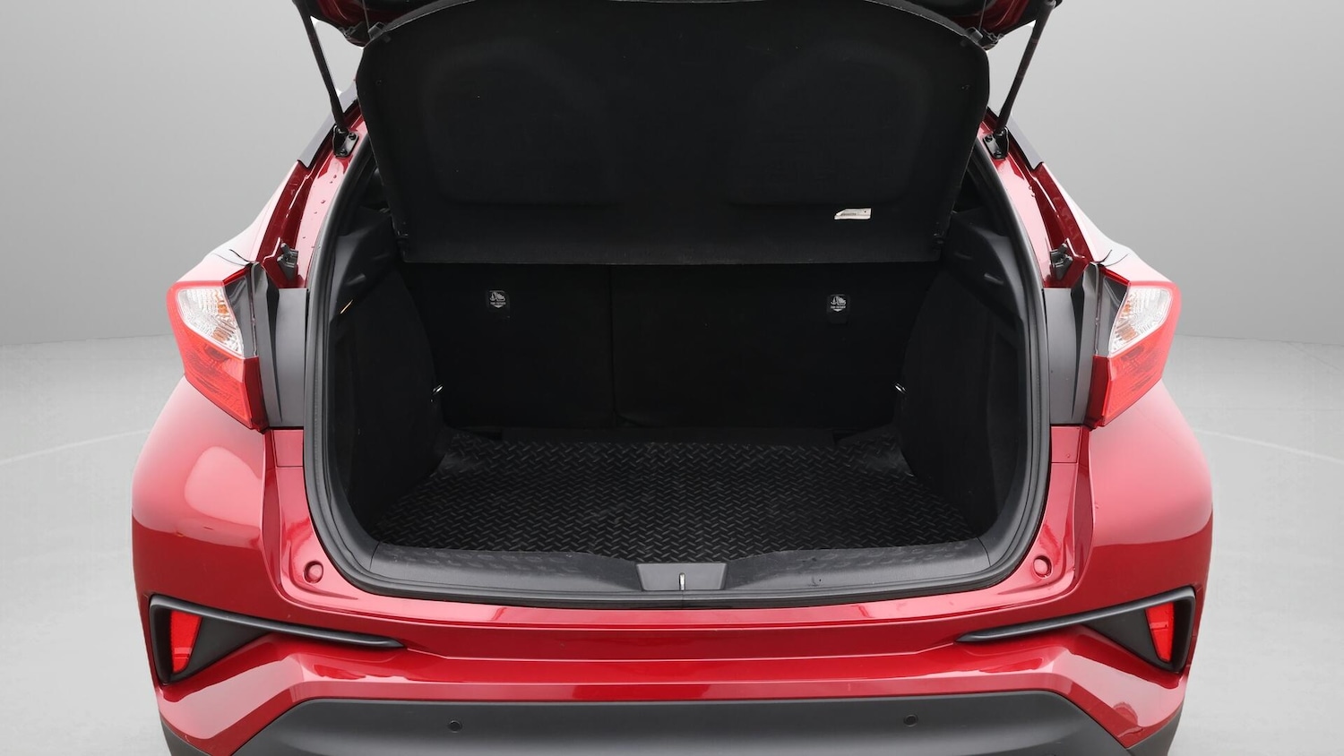 Used Toyota C-HR 2018 for sale - 76715334: Photo 18