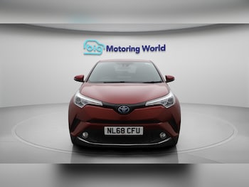 Used Toyota C-HR 2018 for sale - 76715334: Photo