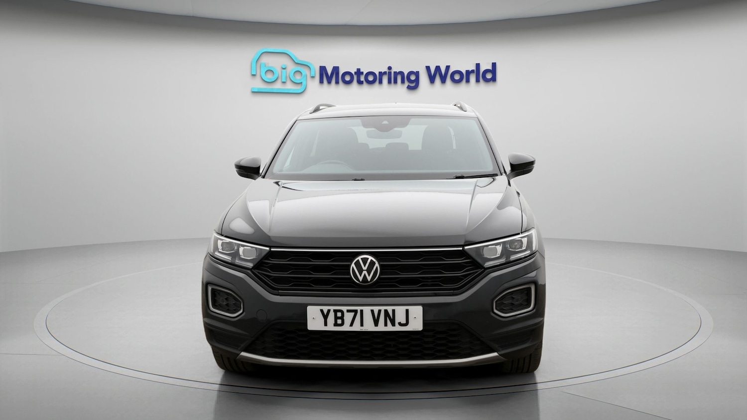Used Volkswagen T-Roc 2022 for sale - 77434981: Photo 2
