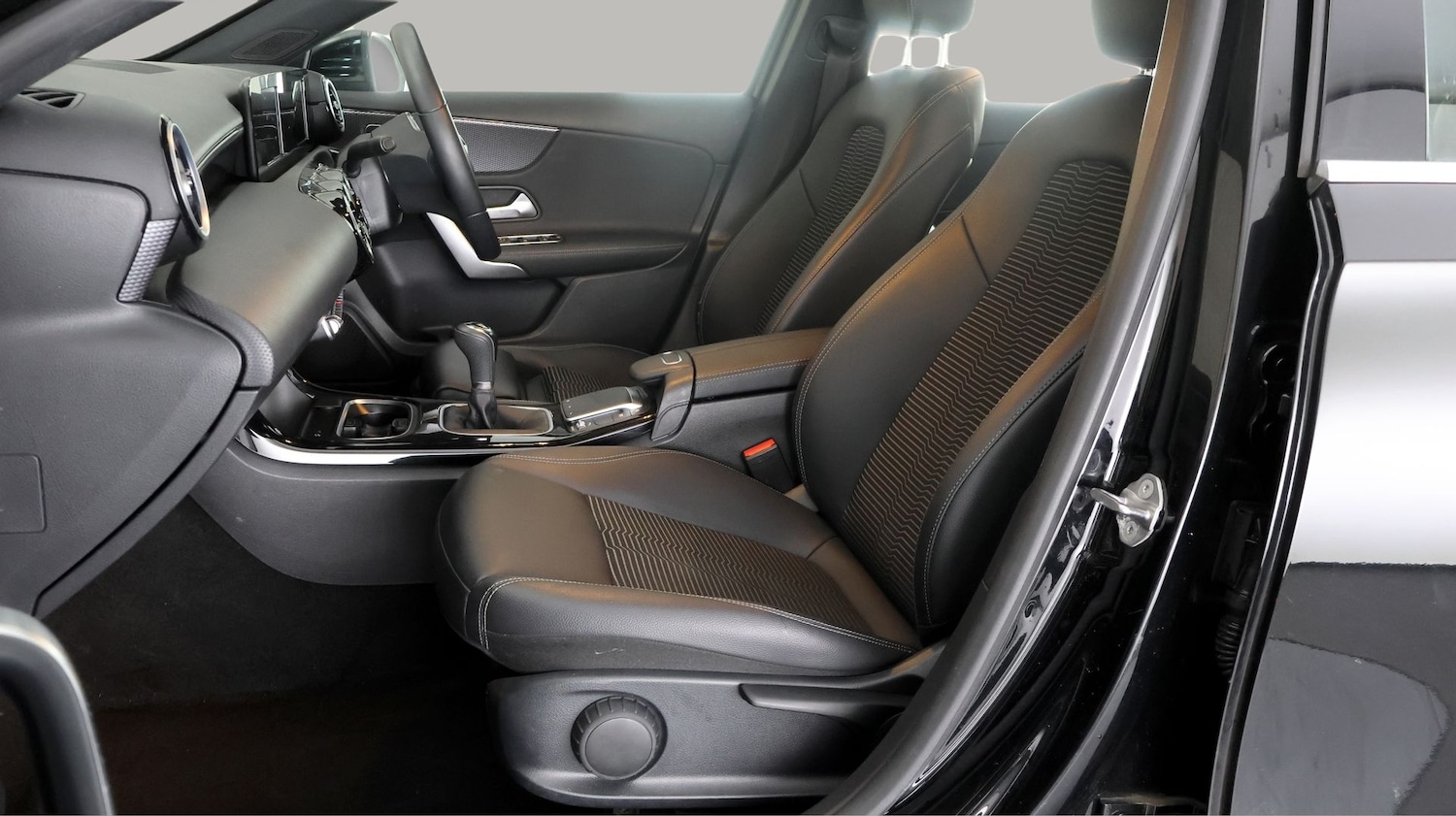 Used Mercedes-Benz A-Class 2022 for sale - 77761662: Photo 14