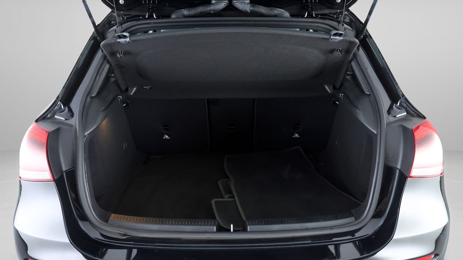 Used Mercedes-Benz A-Class 2022 for sale - 77761662: Photo 17