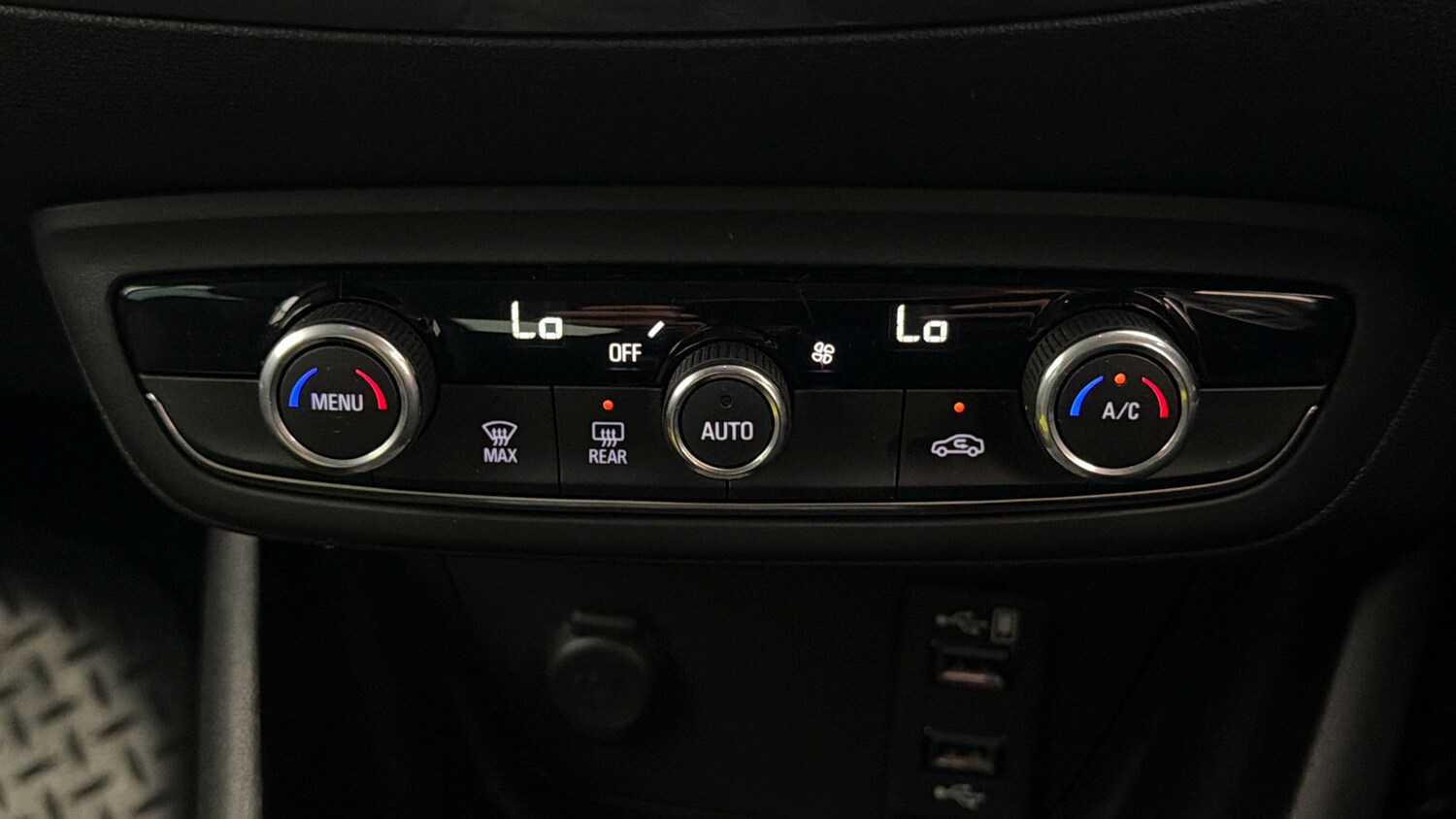 Used Vauxhall Crossland X 2019 for sale - 77812986: Photo 11