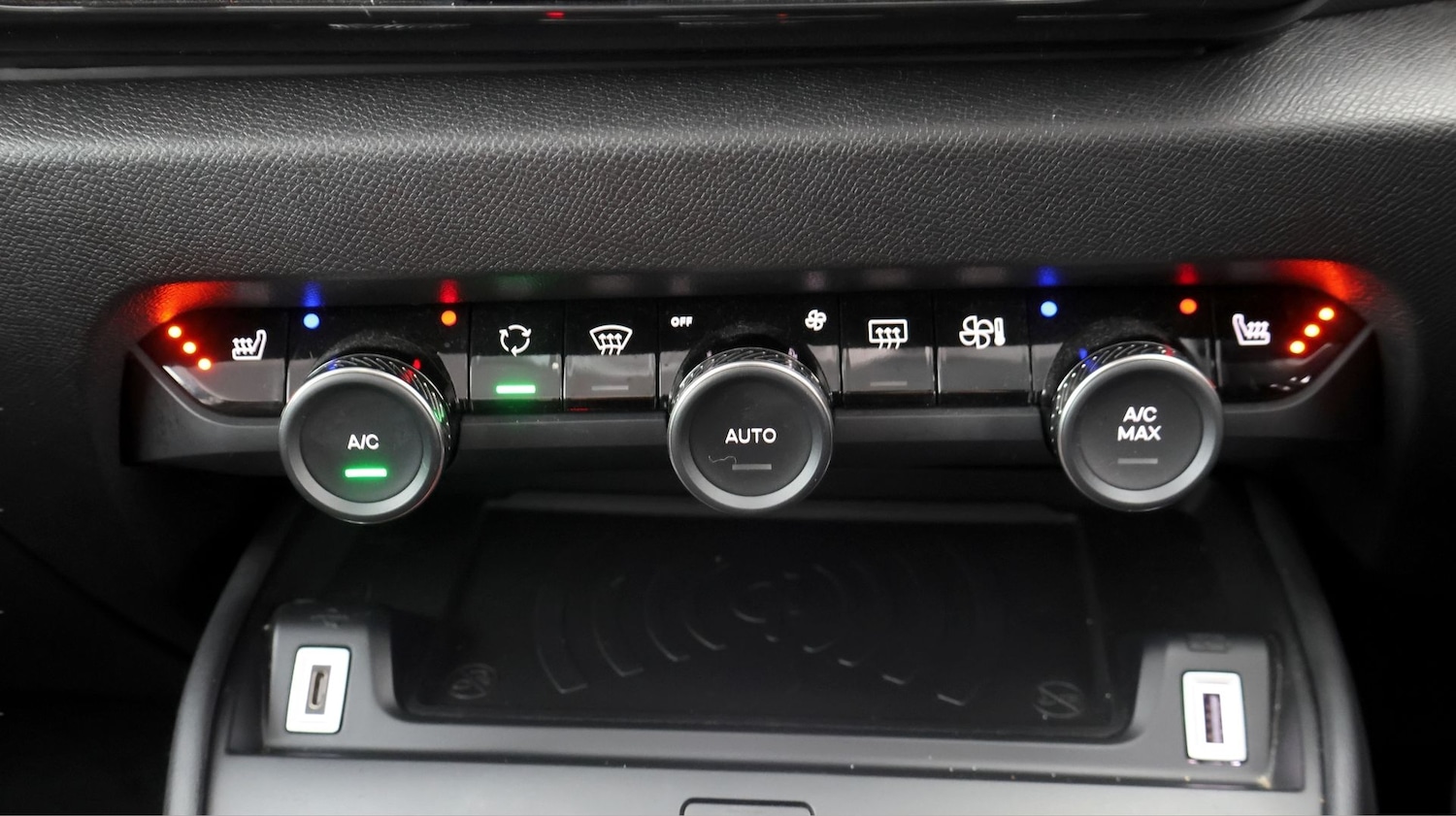 Used Citroen C4 2022 for sale - 77744223: Photo 12