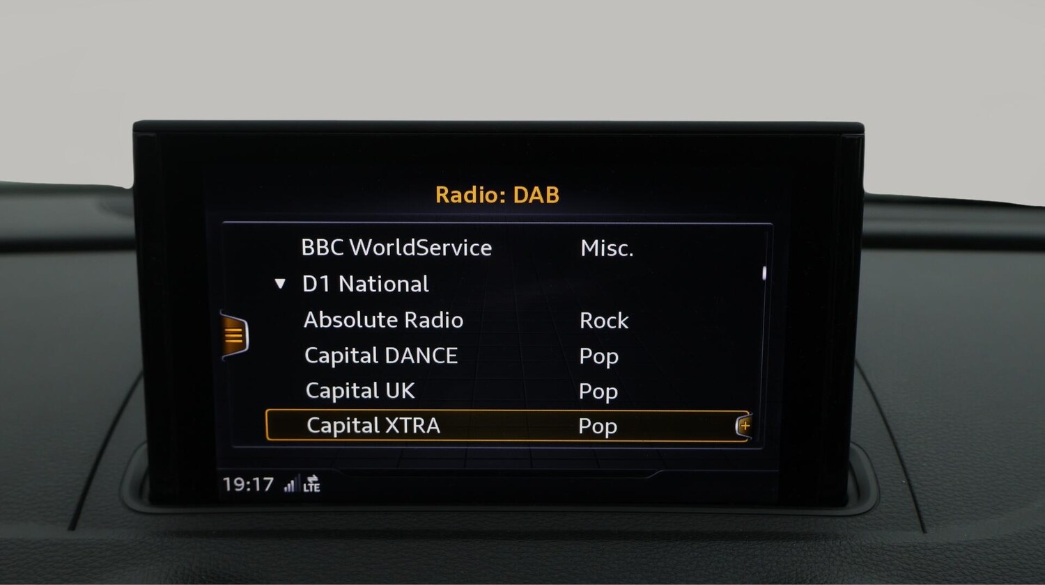 Used Audi A3 Cabriolet 2018 for sale - 76270393: Photo 12