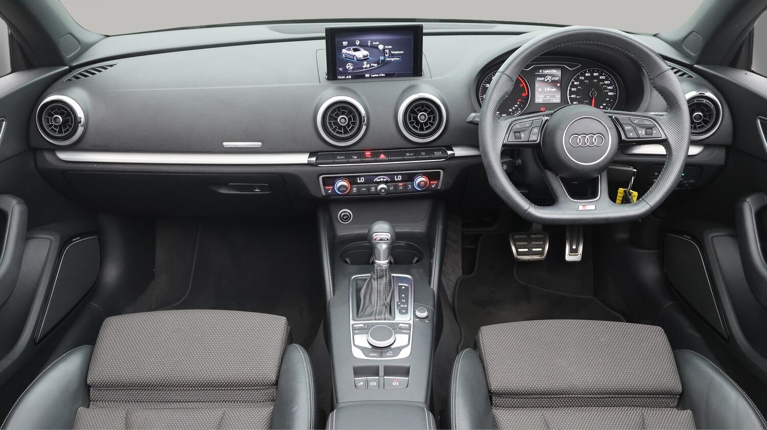 Used Audi A3 Cabriolet 2018 for sale - 76270393: Photo 14