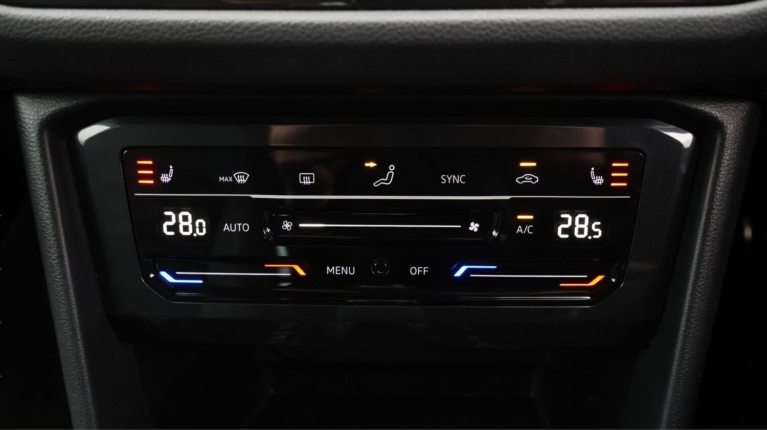 Used Volkswagen Tiguan 2023 for sale - 77789684: Photo 12