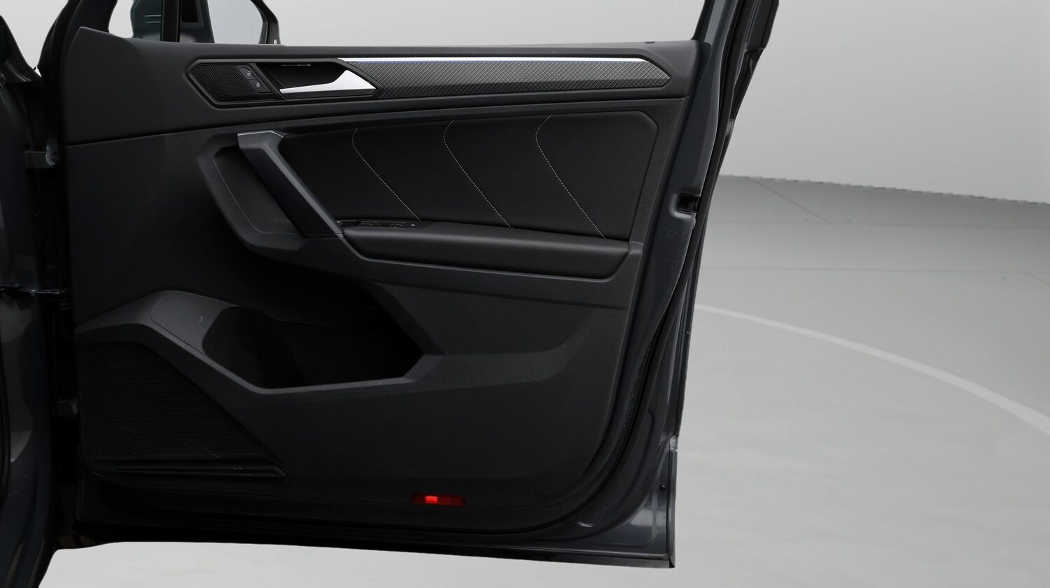 Used Volkswagen Tiguan 2023 for sale - 77789684: Photo 15