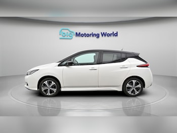 Used Nissan Leaf 2020 for sale - 79102311: Photo