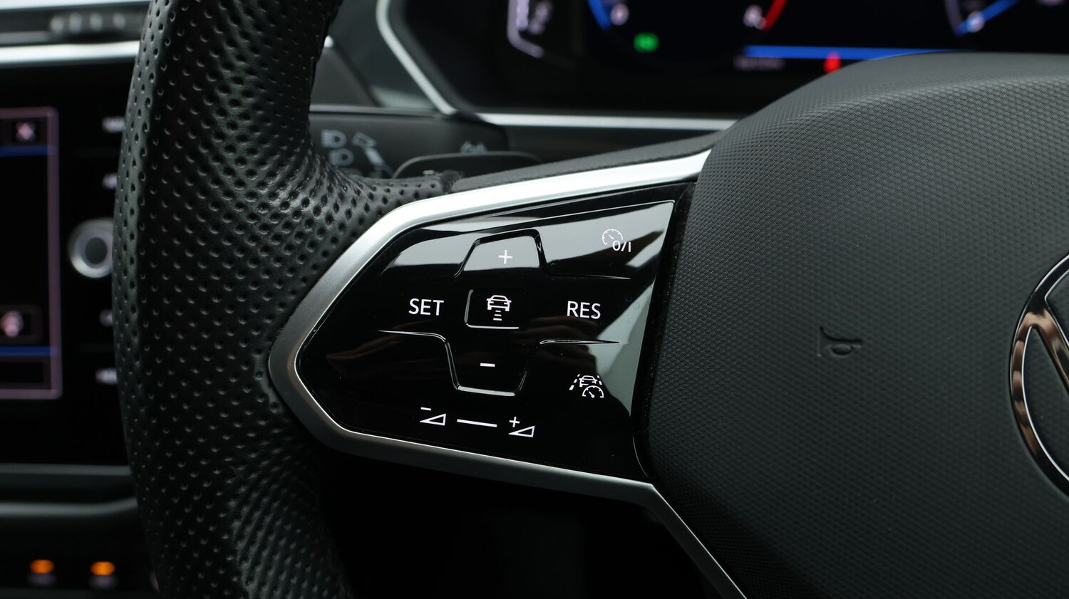 Used Volkswagen Tiguan 2020 for sale - 77182096: Photo 24