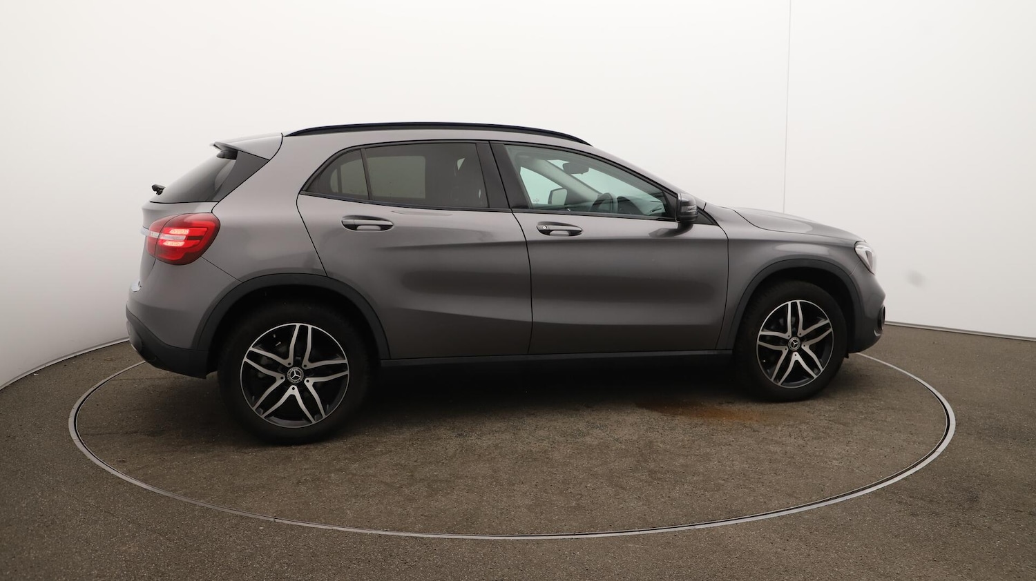 Used Mercedes-Benz GLA 2019 for sale - 76151651: Photo 42