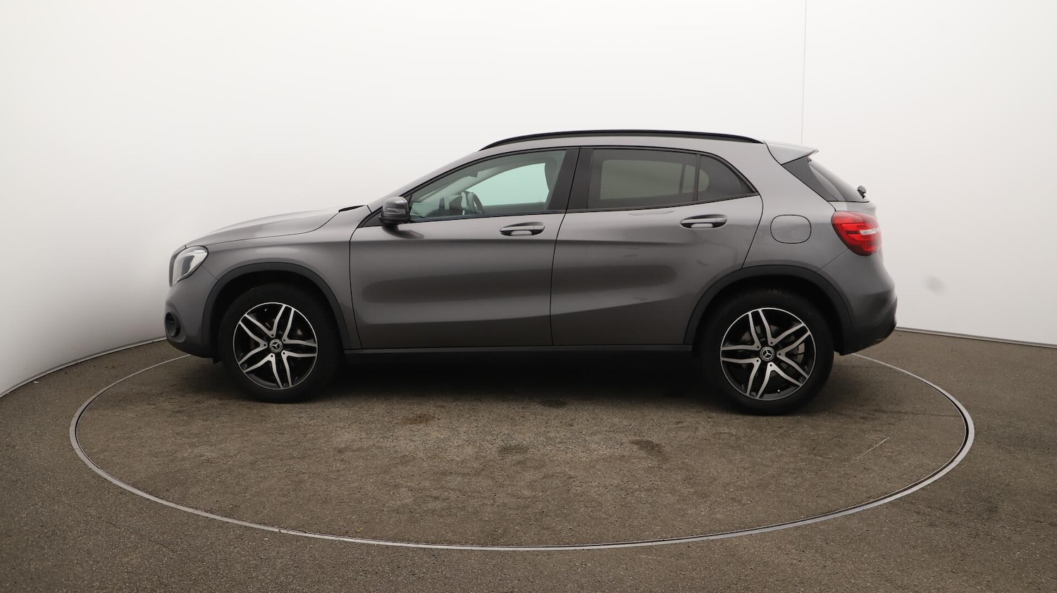 Used Mercedes-Benz GLA 2019 for sale - 76151651: Photo 64