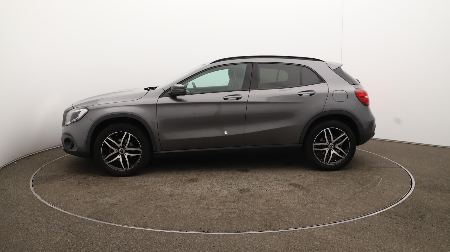 Used Mercedes-Benz GLA 2019 for sale - 76151651: Photo 65