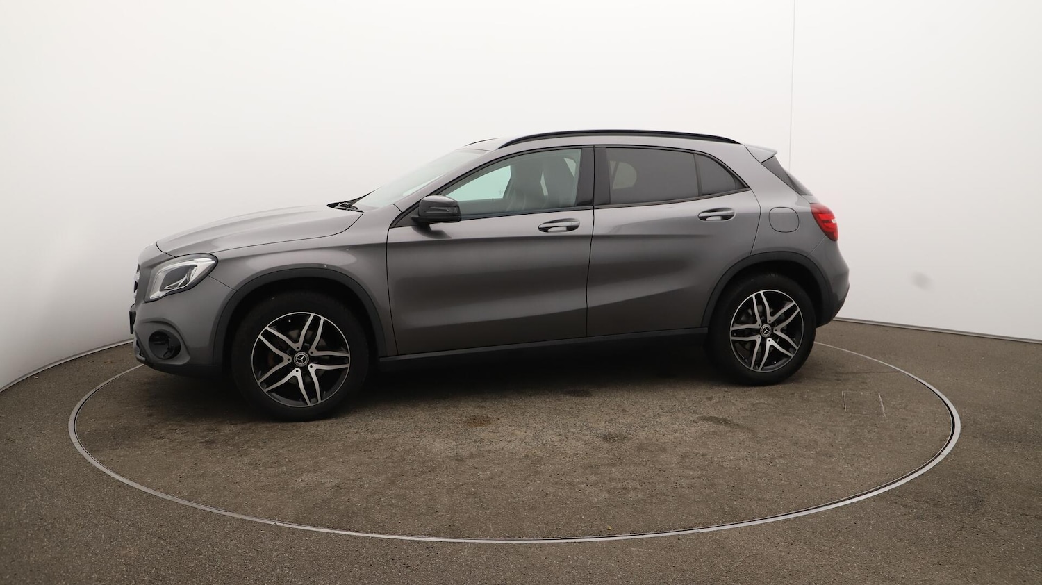 Used Mercedes-Benz GLA 2019 for sale - 76151651: Photo 66