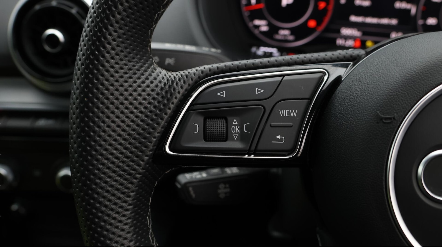 Used Audi Q2 2022 for sale - 76701743: Photo 25