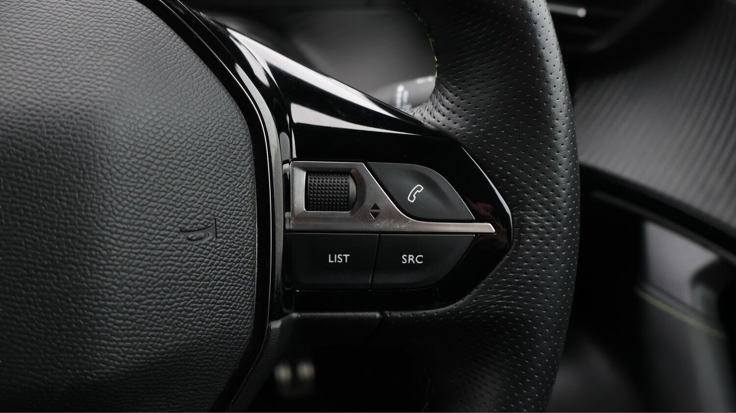 Used Peugeot 2008 2021 for sale - 77251021: Photo 25