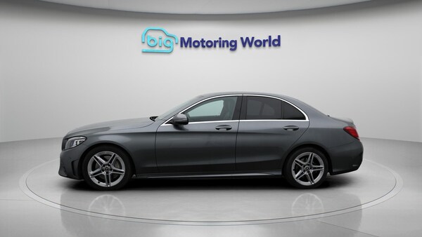 Used Mercedes-Benz C Class 2019 for sale - 76166604: Photo 4