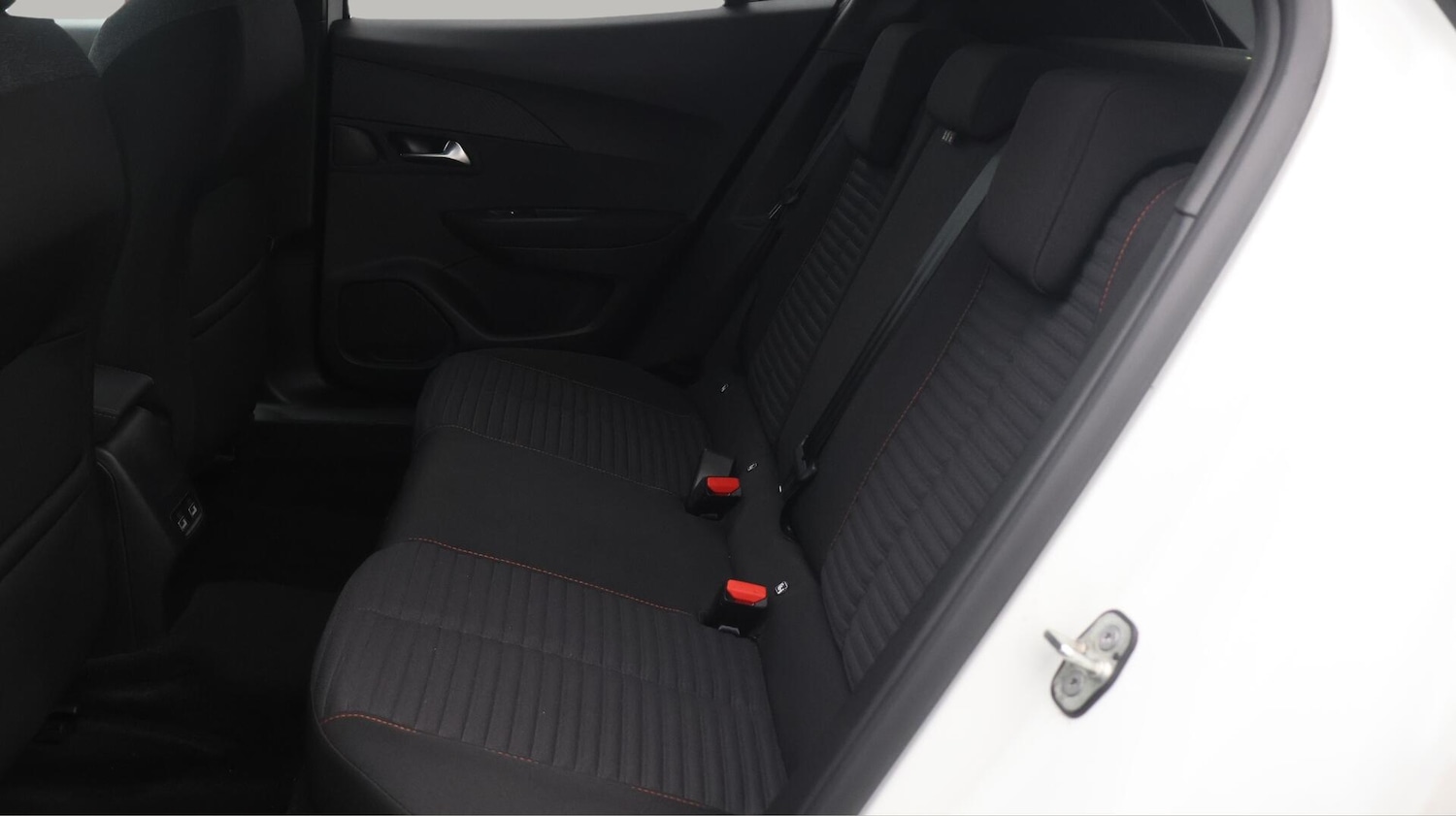 Used Peugeot 2008 2022 for sale - 76549702: Photo 17