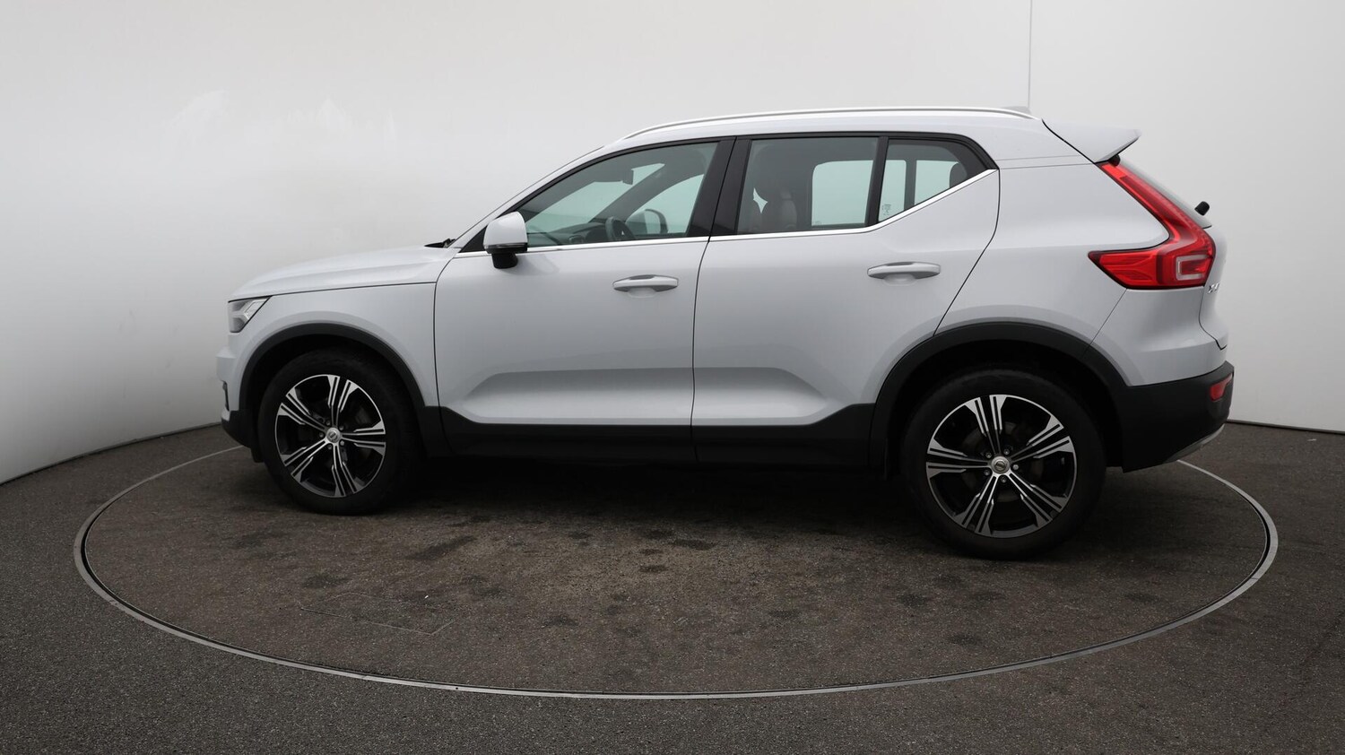 Used Volvo XC40 2020 for sale - 75991186: Photo 57