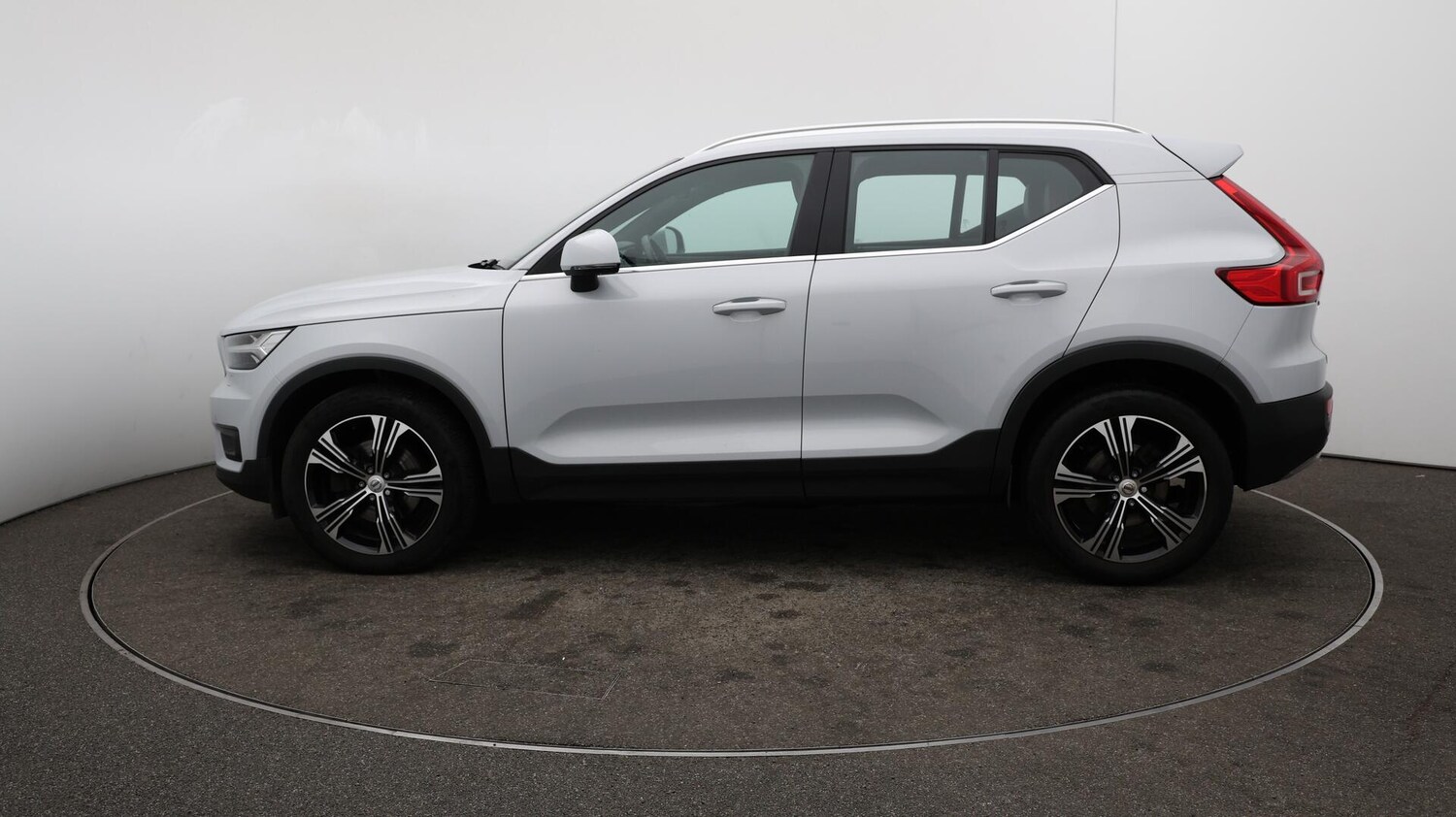 Used Volvo XC40 2020 for sale - 75991186: Photo 63