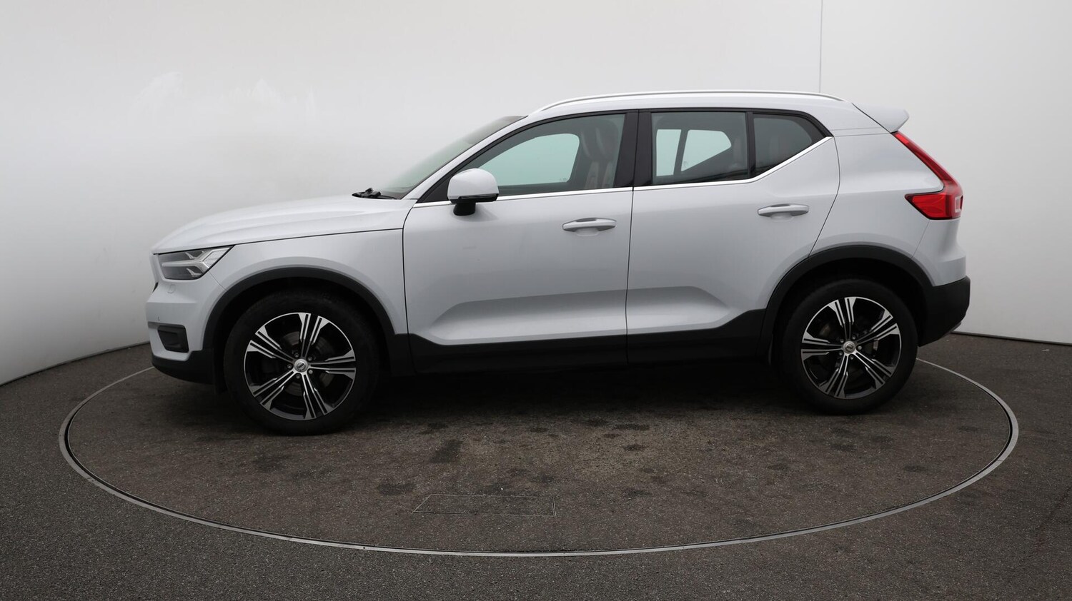 Used Volvo XC40 2020 for sale - 75991186: Photo 64