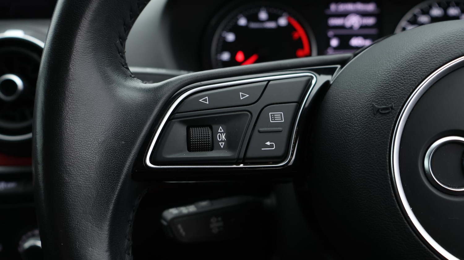 Used Audi Q2 2019 for sale - 76136160: Photo 25