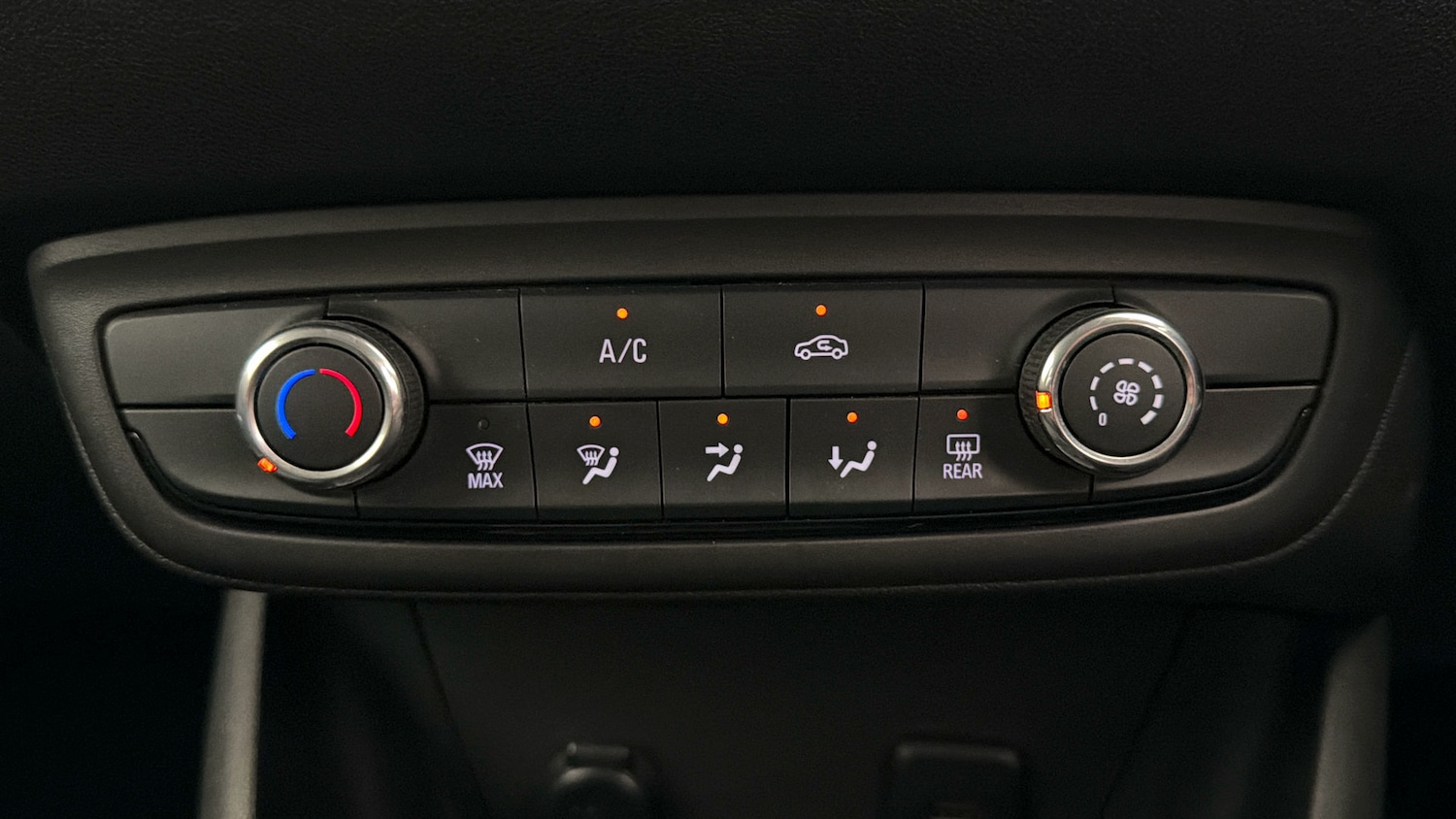 Used Vauxhall Crossland 2021 for sale - 77947217: Photo 11