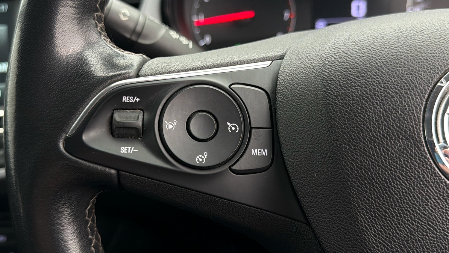 Used Vauxhall Crossland 2021 for sale - 77947217: Photo 21