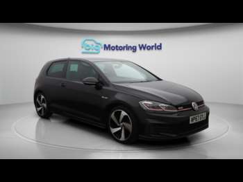 Used Volkswagen Golf 2017 for sale - 74921007: Photo