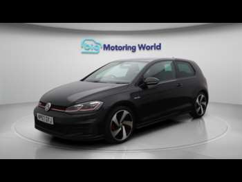 Used Volkswagen Golf 2017 for sale - 74921007: Photo