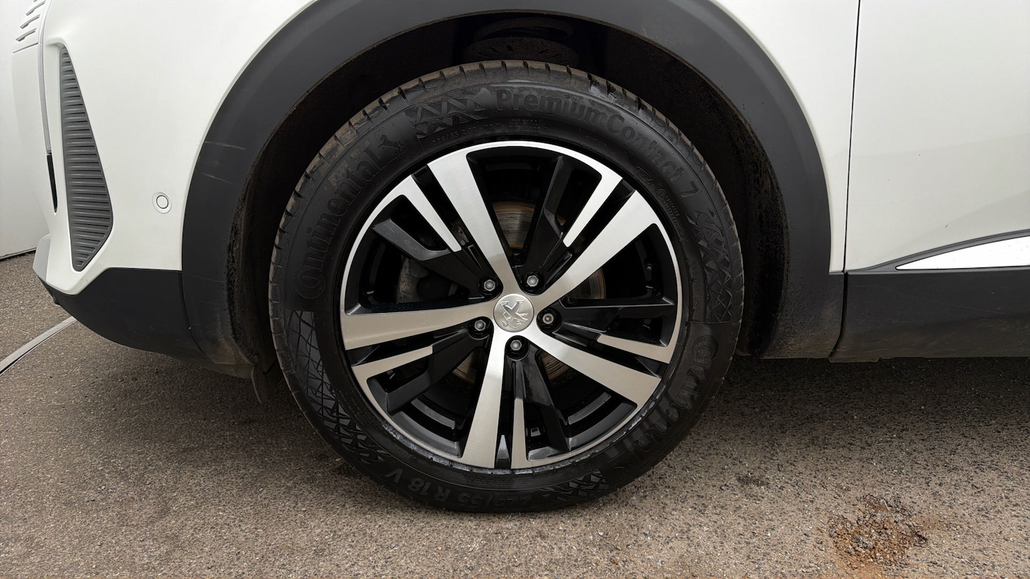 Used Peugeot 5008 2023 for sale - 77974114: Photo 17