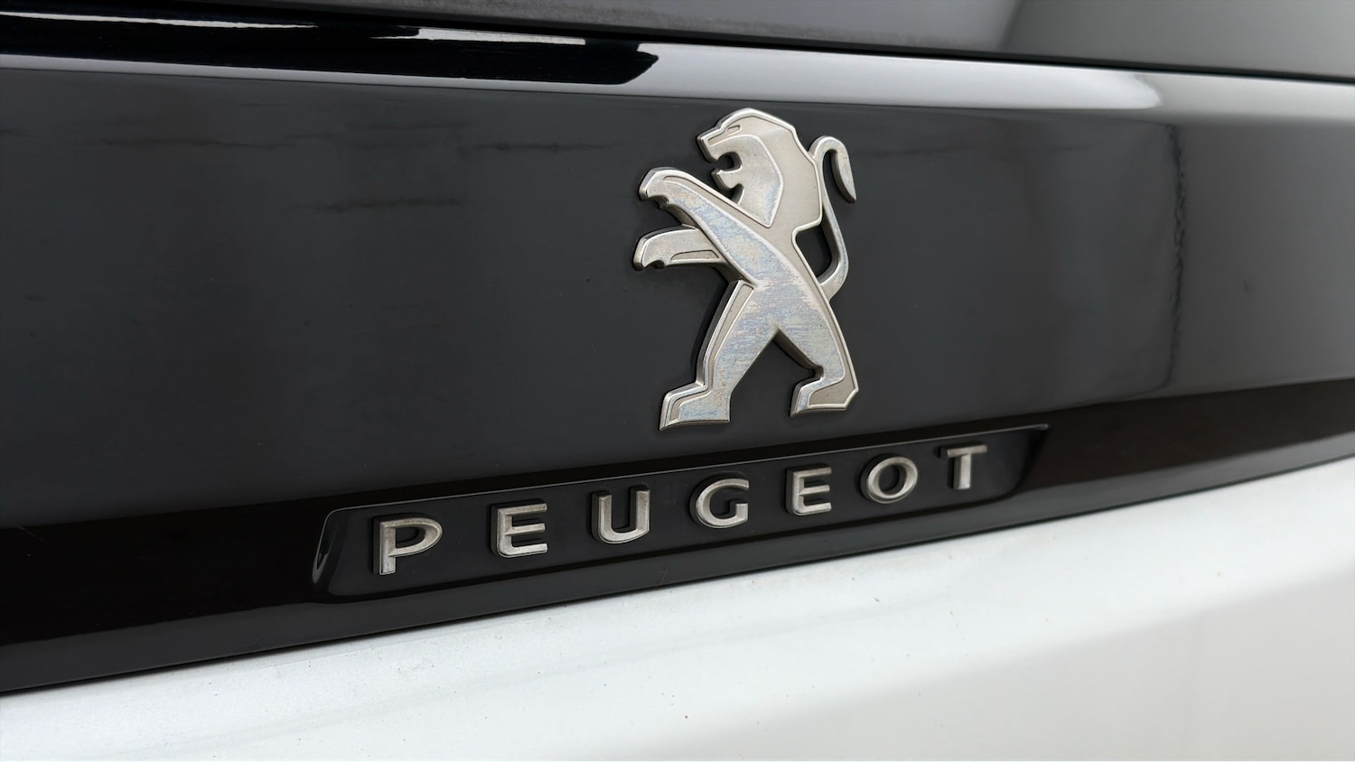 Used Peugeot 5008 2023 for sale - 77974114: Photo 19