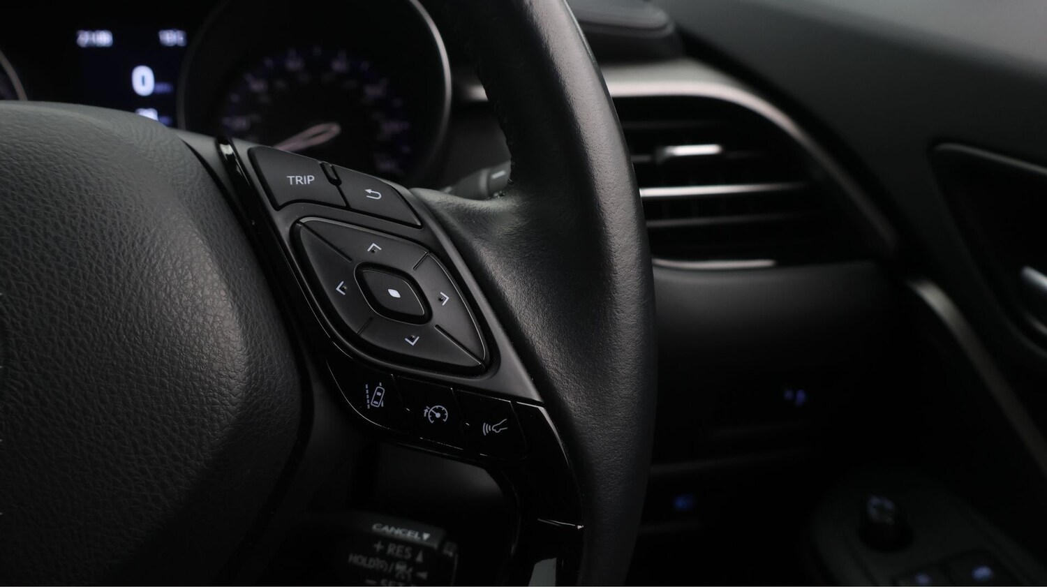 Used Toyota C-HR 2022 for sale - 77181763: Photo 26