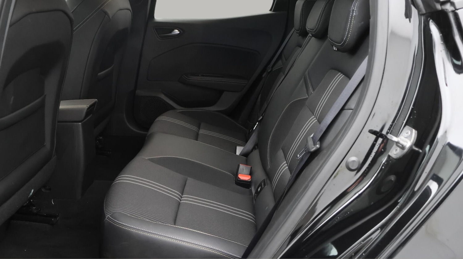 Used Renault Clio 2023 for sale - 76380701: Photo 16