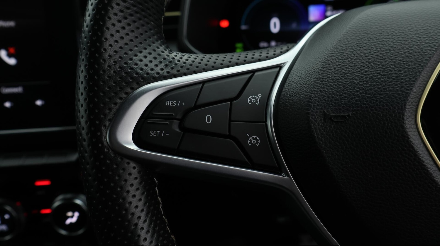Used Renault Clio 2023 for sale - 76380701: Photo 24