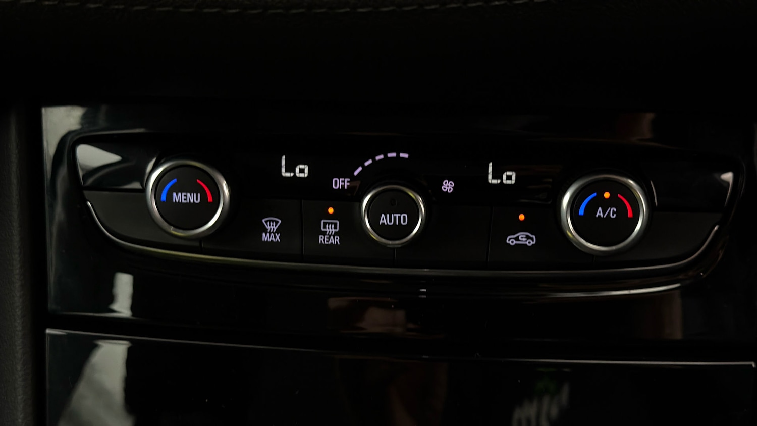 Used Vauxhall Grandland X 2019 for sale - 77933930: Photo 11