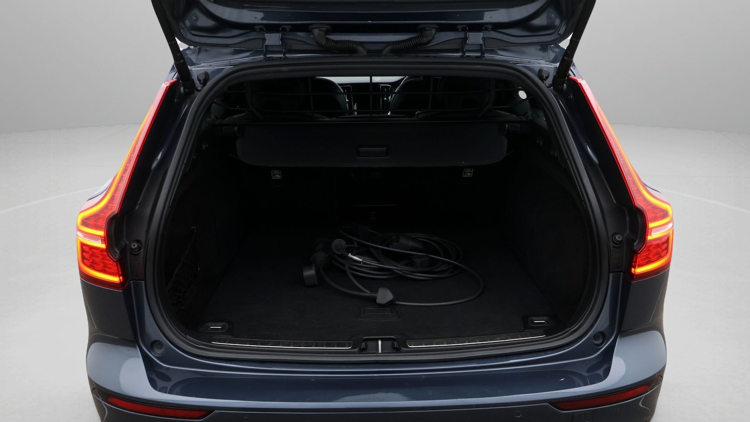 Used Volvo V60 2022 for sale - 77610184: Photo 17