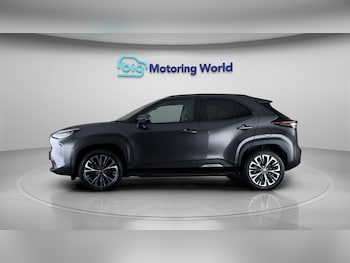Used Toyota Yaris Cross 2023 for sale - 79285598: Photo