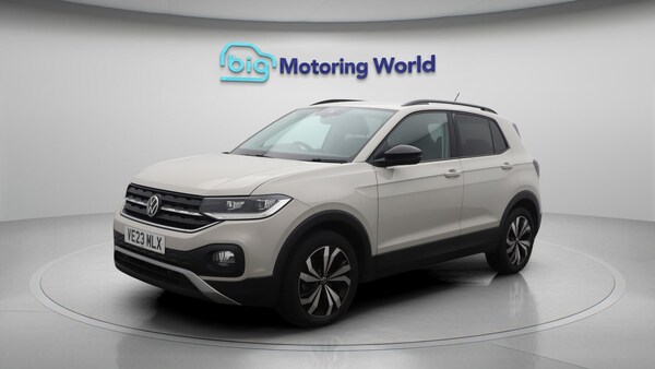 Used Volkswagen T-Cross 2023 for sale - 76189986: Photo 4