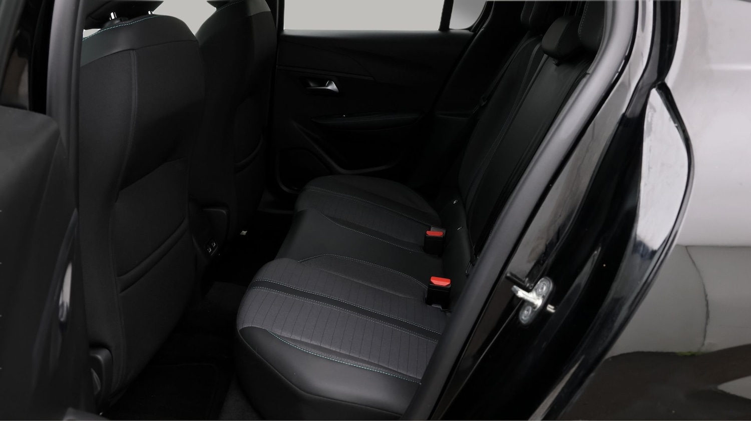 Used Peugeot 208 2023 for sale - 77261809: Photo 16