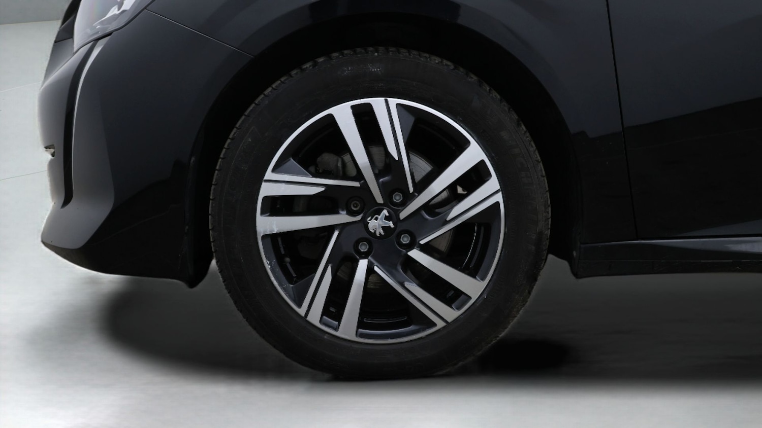 Used Peugeot 208 2023 for sale - 77261809: Photo 18