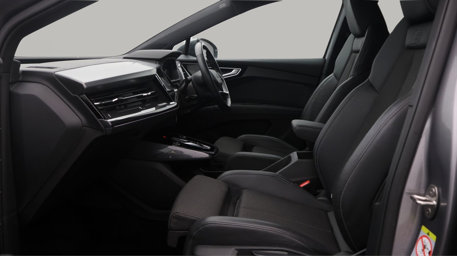 Used Audi Q4 e-tron 2021 for sale - 77517382: Photo 14