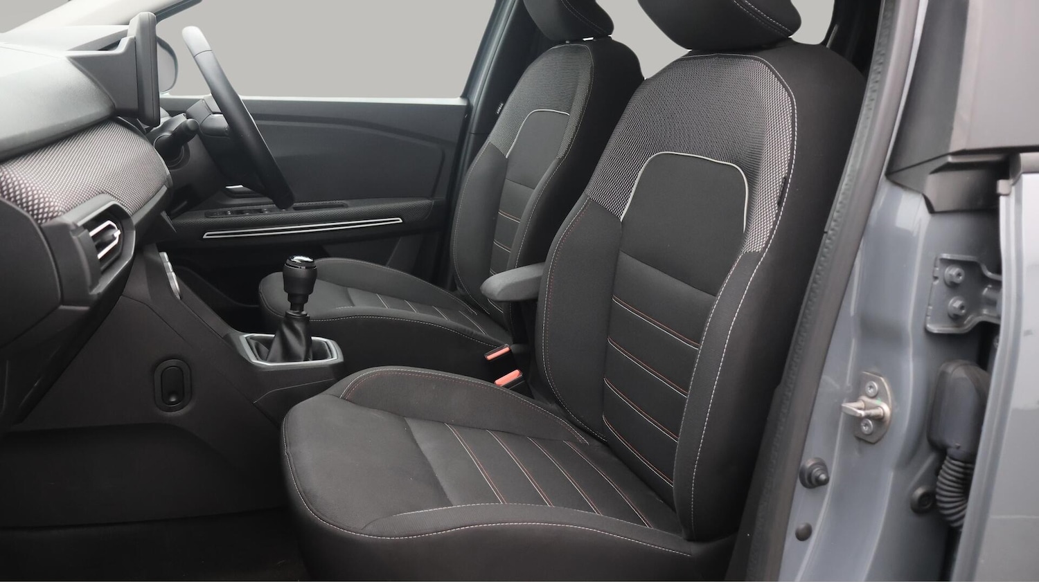 Used Dacia Jogger 2023 for sale - 76432532: Photo 15