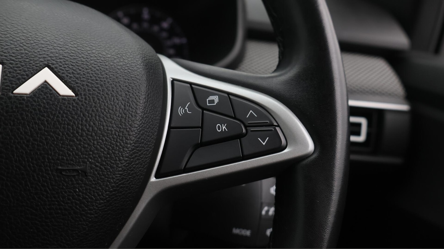 Used Dacia Jogger 2023 for sale - 76432532: Photo 27