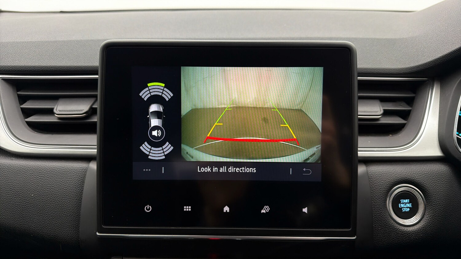 Used Renault Captur 2022 for sale - 77935942: Photo 25