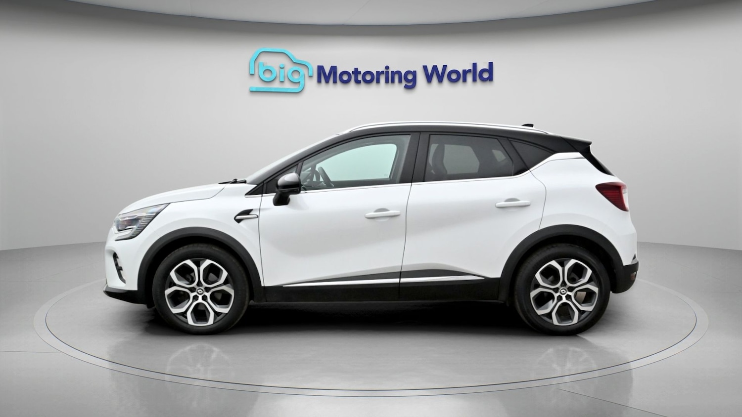 Used Renault Captur 2022 for sale - 77935942: Photo 4